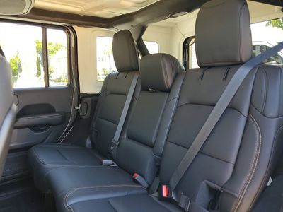 2026 Jeep Wrangler — photo 8 view