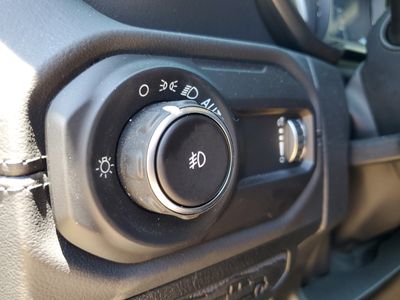 2026 Jeep Wrangler — photo 22 view