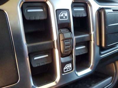 2026 Jeep Wrangler — photo 16 view