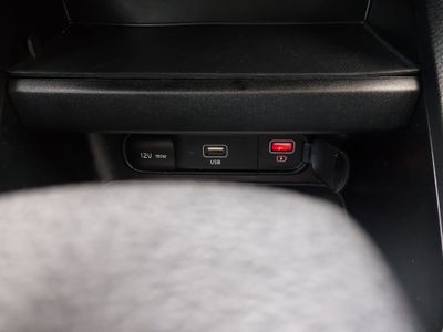 2024 Kia Forte - Photo 17