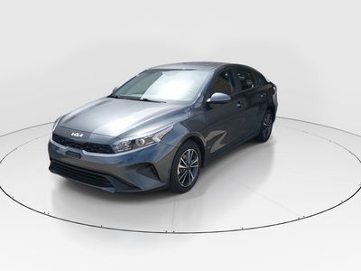 2024 Kia Forte - Photo 3