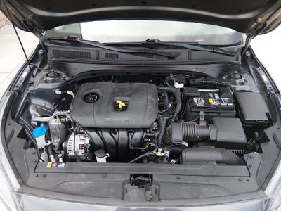 2024 Kia Forte - Photo 9