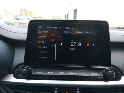 2024 Kia Forte - Photo 19