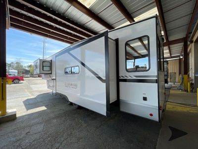 2026 Forest River RV Cherokee Arctic Wolf - Photo 5