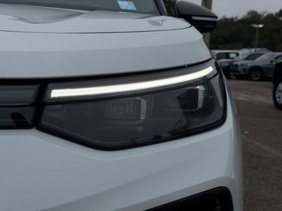 2026 Volkswagen Tiguan — photo 9 view