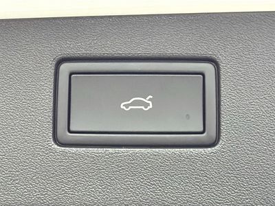 2026 Volkswagen Tiguan — photo 12 view