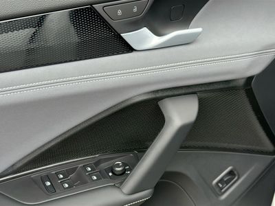 2026 Volkswagen Tiguan — photo 22 view