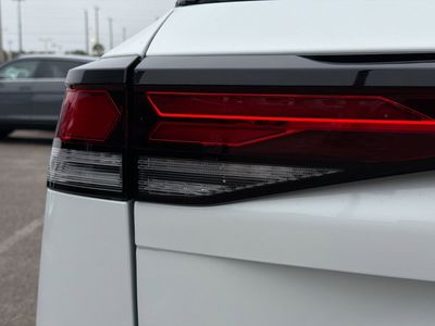 2026 Volkswagen Tiguan — photo 10 view