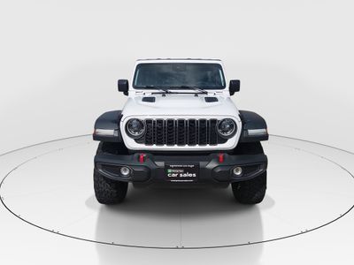 2025 Jeep Wrangler - Photo 2