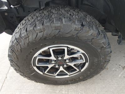 2025 Jeep Wrangler - Photo 10