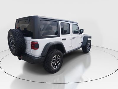 2025 Jeep Wrangler - Photo 7