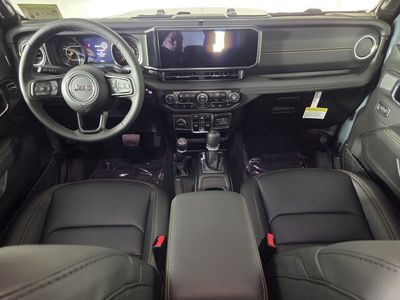 2026 Jeep Gladiator - Photo 20