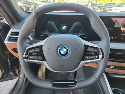 2026 BMW i4 - Photo 26