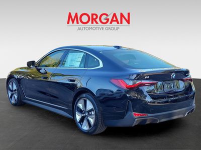 2026 BMW i4 - Photo 3