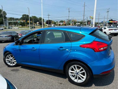 2017 Ford Focus — detail view