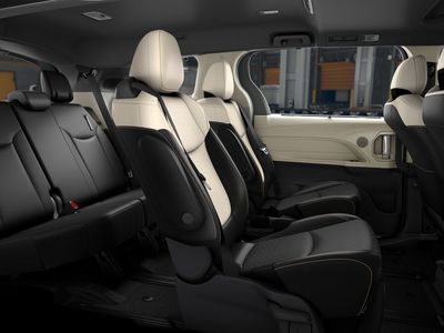 2026 Toyota Sienna — photo 21 view
