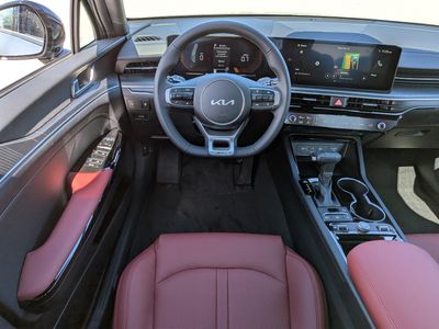 2026 Kia K5 — photo 17 view