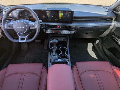 2026 Kia K5 — photo 16 view