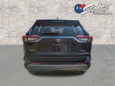 2019 Toyota RAV4 - Photo 4