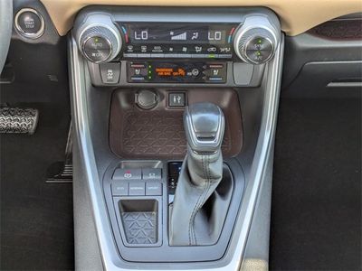 2019 Toyota RAV4 - Photo 18