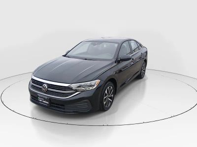 2024 Volkswagen Jetta - Photo 3