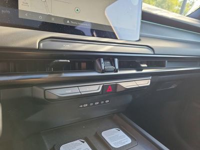 2027 Kia Telluride Hybrid - Photo 18