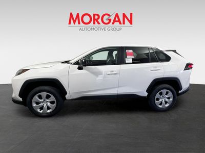 2025 Toyota RAV4 - Photo 6