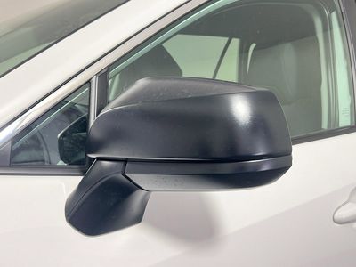 2025 Toyota RAV4 - Photo 10