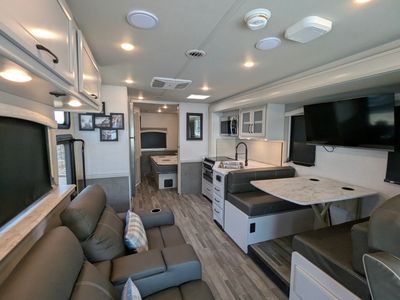 2025 Fleetwood Flair - Photo 8