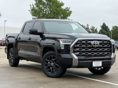 2024 Toyota Tundra - Photo 2