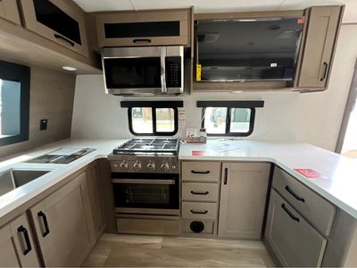 2026 Grand Reflection Travel Trailer - Photo 12