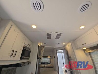 2025 Gulf Stream RV Yellowstone - Photo 25