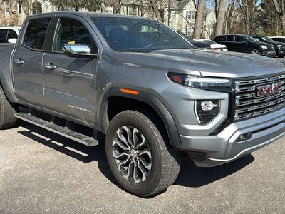 2024 GMC Canyon - Photo 2