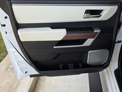 2023 Toyota Tundra Hybrid - Photo 47