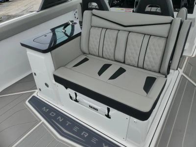 2027 Monterey Elite 30 OB — photo 9 view