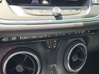 2022 Chevrolet Blazer - Photo 25