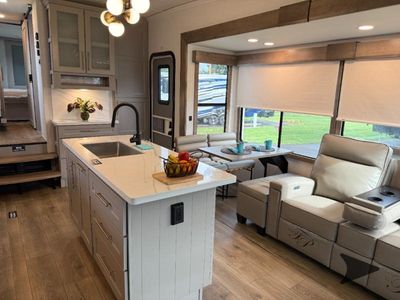 2026 Alliance RV Paradigm - Photo 15