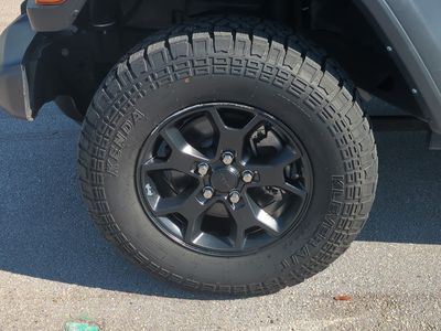 2022 Jeep Wrangler - Photo 11