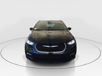 2023 Chrysler Pacifica — side profile view