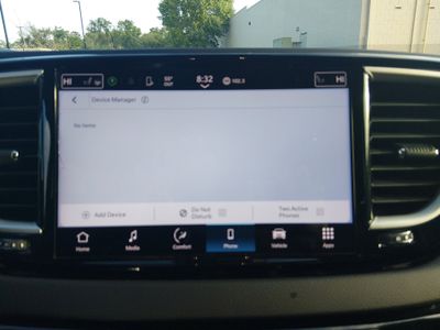 2023 Chrysler Pacifica — photo 20 view