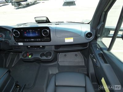 2026 Winnebago EKKO Sprinter - Photo 10