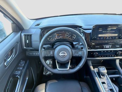 2025 Nissan Pathfinder - Photo 17