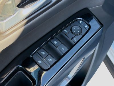2025 Nissan Pathfinder - Photo 24