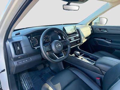 2025 Nissan Pathfinder - Photo 27