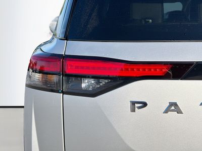 2025 Nissan Pathfinder - Photo 10