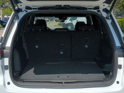 2025 Jeep Grand Cherokee - Photo 13