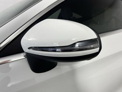 2019 Mercedes-Benz C-Class - Photo 10