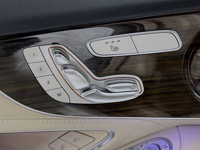 2019 Mercedes-Benz C-Class - Photo 13