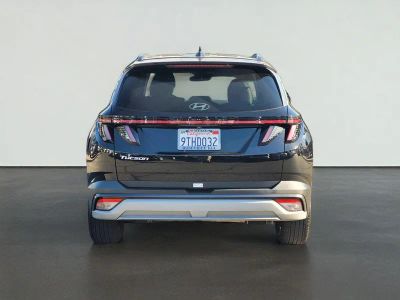 2025 Hyundai TUCSON — detail view