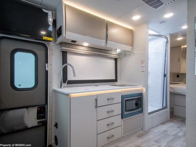 2026 Thor Motor Coach Axis - Photo 12